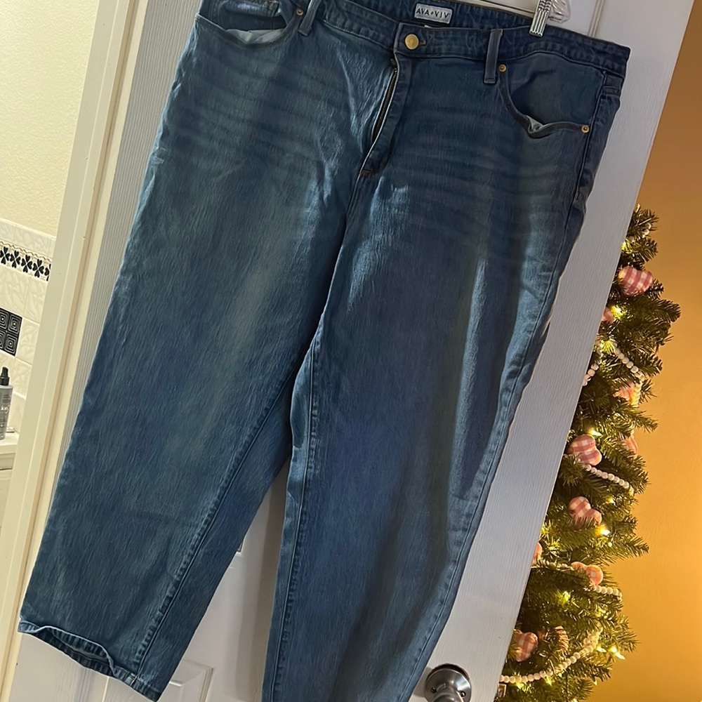 size 22 w jeans . in great condition.